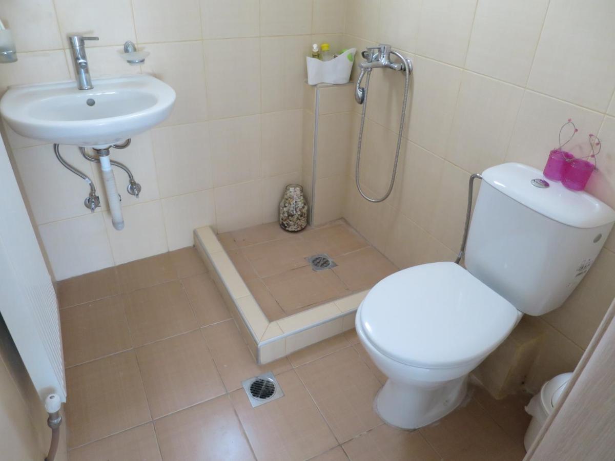 Guesthouse With Garden Gümülcine Dış mekan fotoğraf