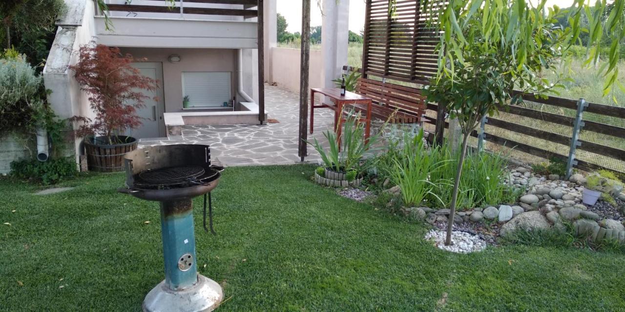 Guesthouse With Garden Gümülcine Dış mekan fotoğraf